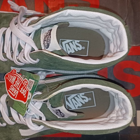 Vans Men's 11 Sk8-Hi Pig Suede Grape Leaf Green/White VN0A4BVT50K - Picture 8 of 14